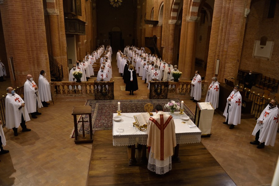 Santa Messa e Veglia notturna di Preghiera a Chiaravalle della Colomba, Chiaravalle (Piacenza) 31.10.2020