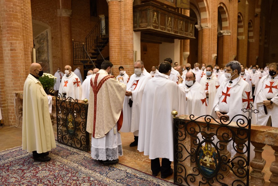 Santa Messa e Veglia notturna di Preghiera a Chiaravalle della Colomba, Chiaravalle (Piacenza) 31.10.2020