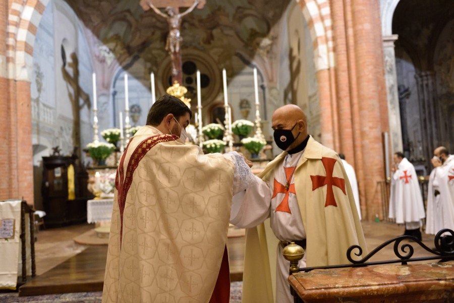 Santa Messa e Veglia notturna di Preghiera a Chiaravalle della Colomba, Chiaravalle (Piacenza) 31.10.2020