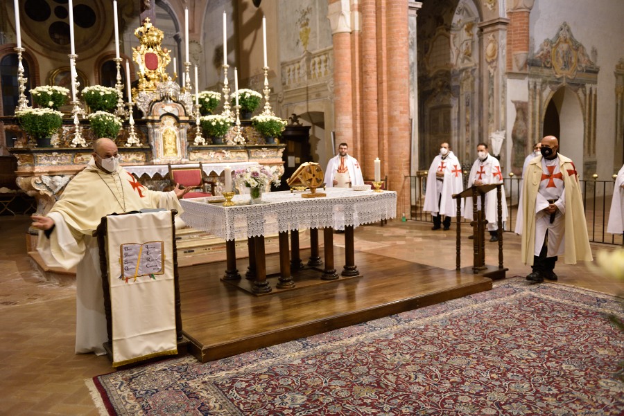 Santa Messa e Veglia notturna di Preghiera a Chiaravalle della Colomba, Chiaravalle (Piacenza) 31.10.2020