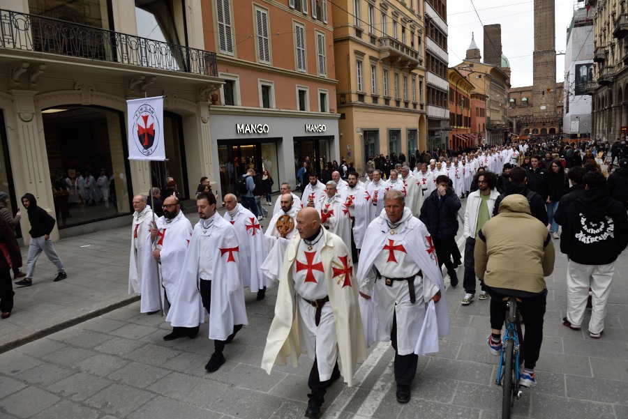 Camminata per la fede e Santa Messa presso la Basilica di Santo Stefano a Bologna 09.03.2024