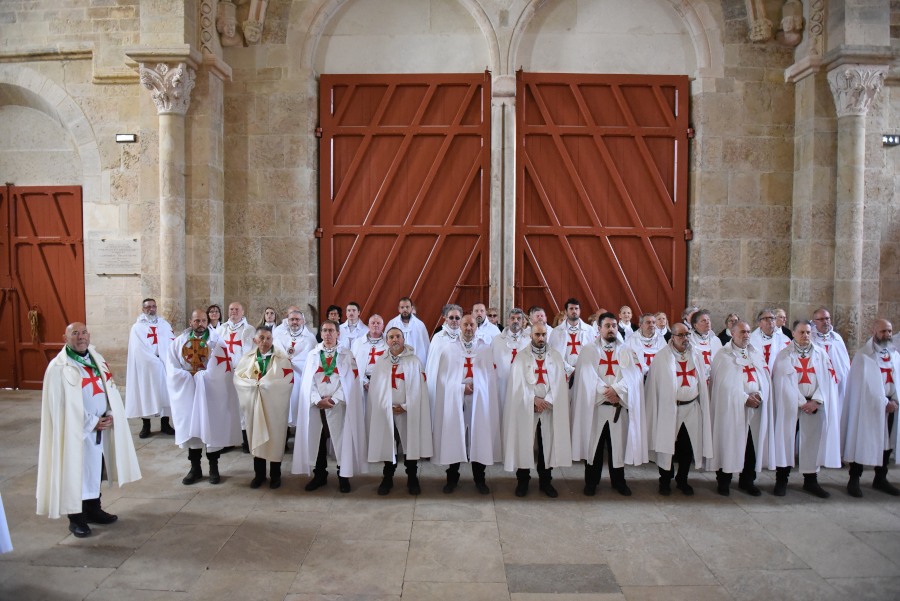 Retraite Spirituelle Internationale de Paris 2024 – 2 – Pèlerinage et participation à la Sainte Messe dans la Basilique Sainte-Marie-Madeleine de Vézelay
