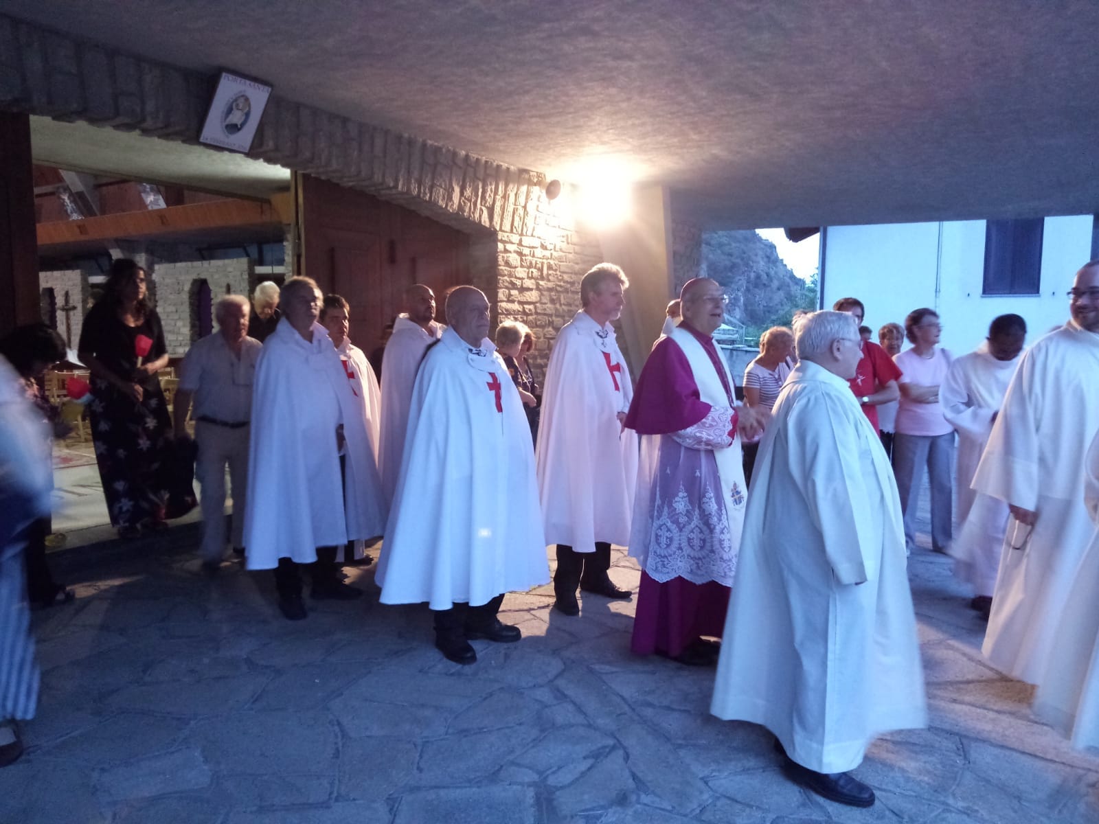 Servizio accompagnamento Pellegrinaggio giovani intitolato “L’AMORE LASCIA IL SEGNO”