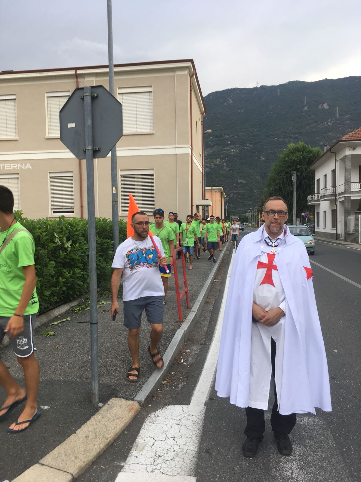 Servizio accompagnamento Pellegrinaggio giovani intitolato “L’AMORE LASCIA IL SEGNO”