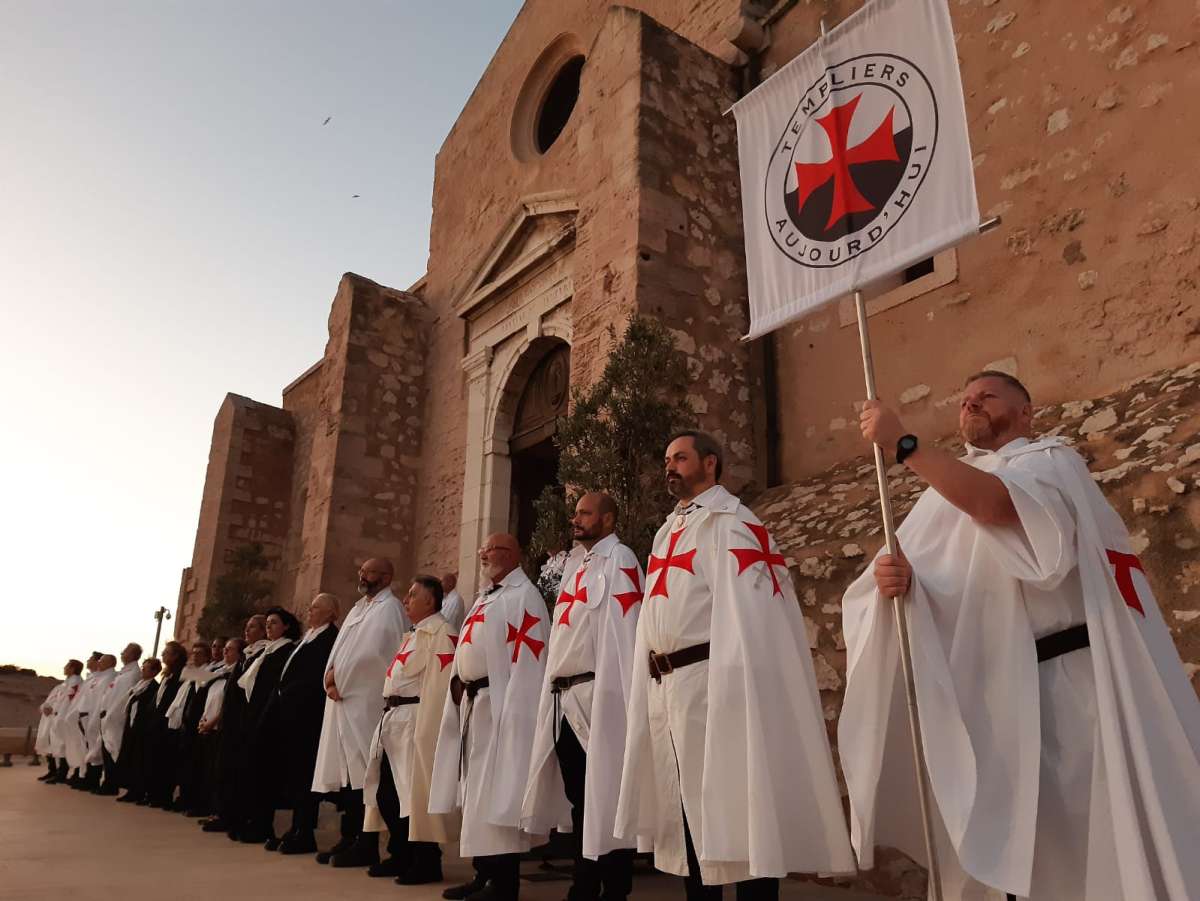 Rencontres Méditerranéennes -3- Ouverture de l’église de Saint-Laurent et retransmission en directe de la Sainte Messe célébrée par le pape François