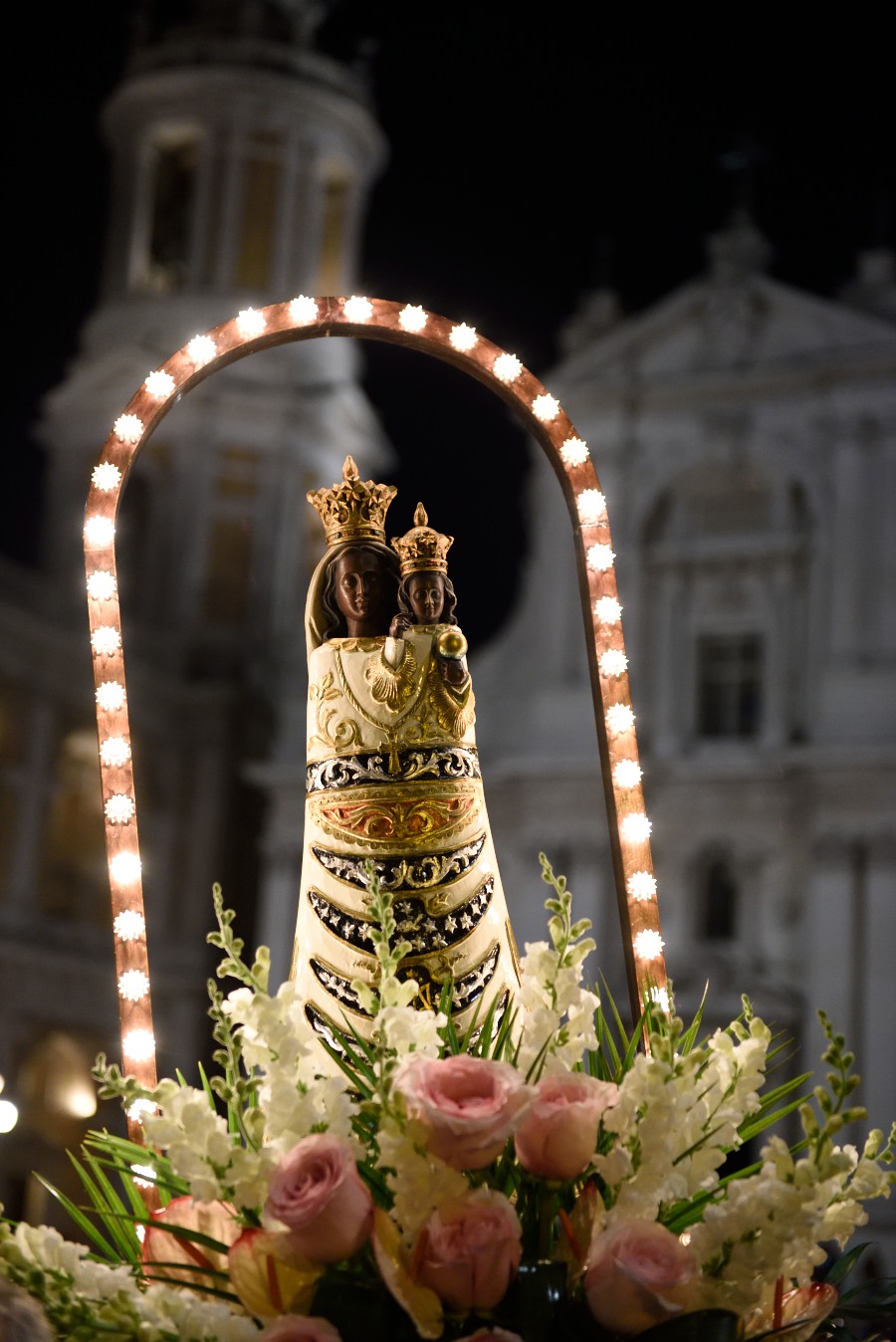 Procession de Pentecôte avec l’Archevêque – Sainte Maison de Lorette – 19 mai 2018