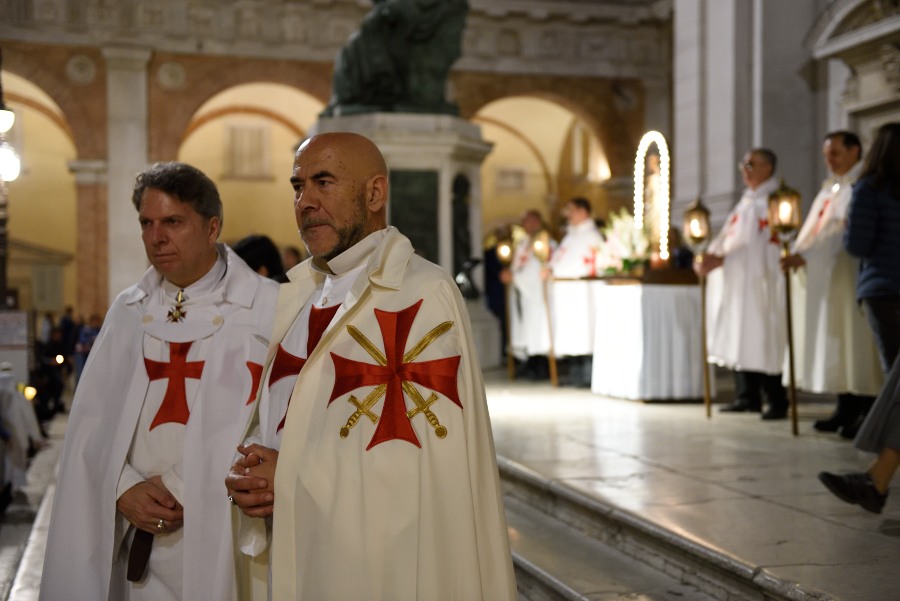 Procession de Pentecôte avec l’Archevêque – Sainte Maison de Lorette – 19 mai 2018