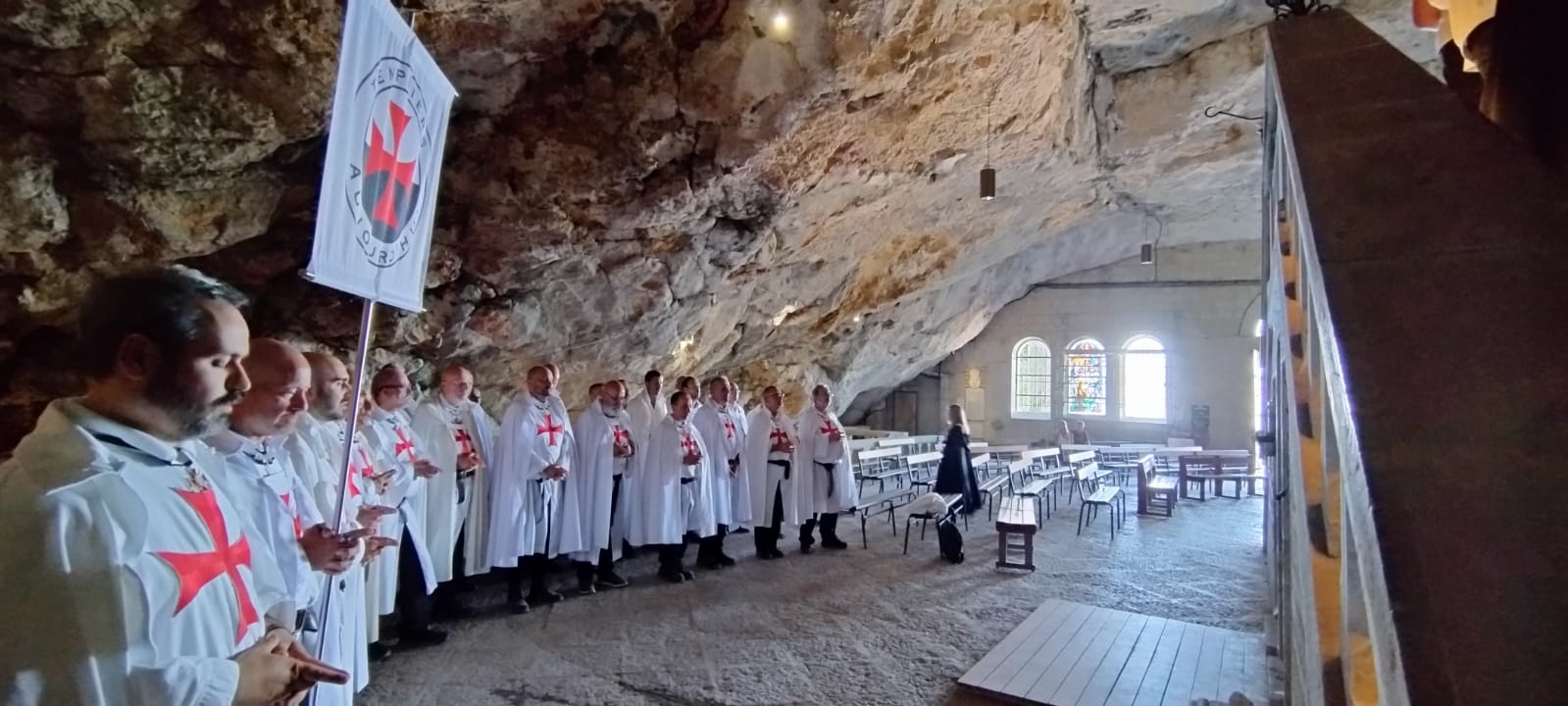 Retraite spirituelle nationale France 2024 – 1 – Pèlerinage à la Grotte Sanctuaire de Sainte Marie Madeleine dans le massif de la Sainte Baume