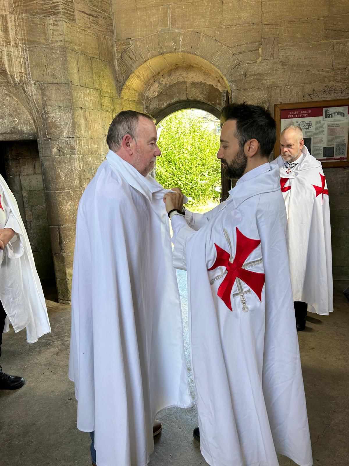 Esposizione della replica della Santa Sindone e Accoglienze presso l’Abbazia di Crownland – Spalding (Inghilterra)