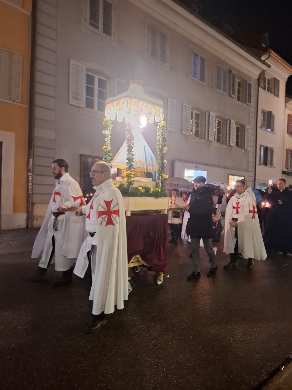 Santa Messa e processione nel giorno dell’Immacolata nella Chiesa di San Marcel, Place de l’Eglise 3, 2800 Delémont, nel Canton Giura (Svizzera) (Dicembre 2024)