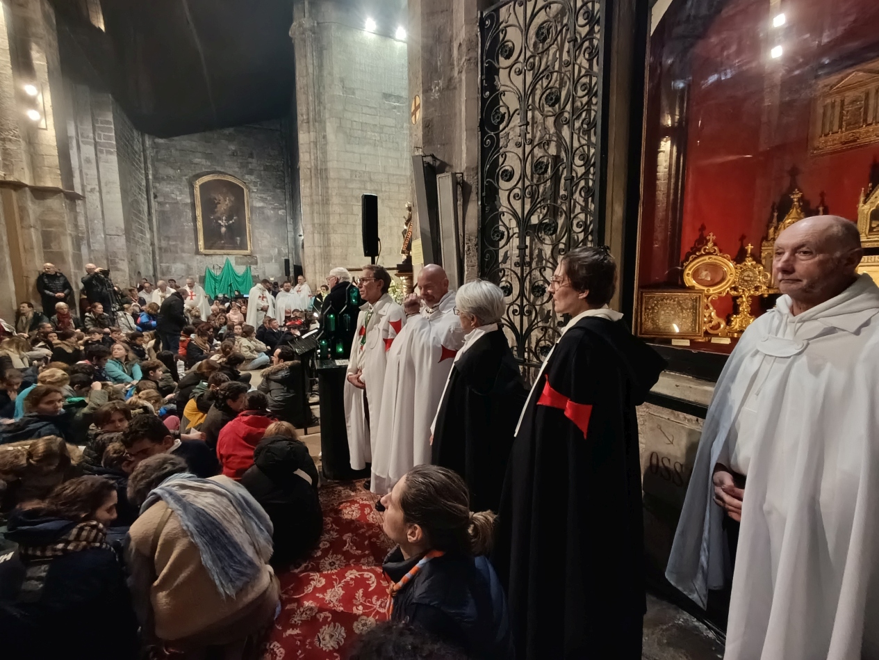Participation à la procession et à la Sainte Messe pour la fête de la Présentation de Jésus au Temple, Abbaye de Saint-Victor, Marseille