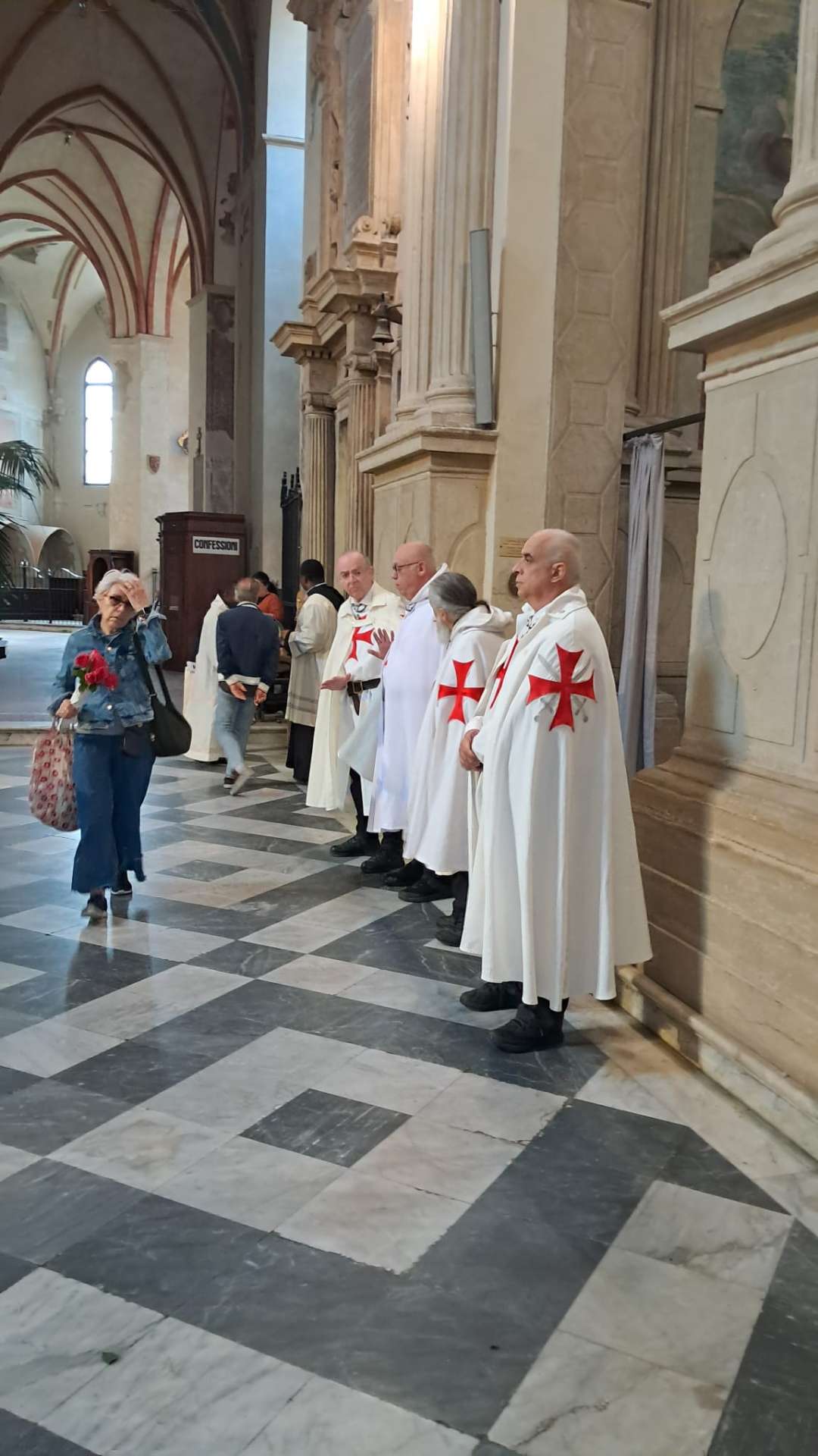 22 mai 2025 – Participation aux célébrations en l’honneur de la fête de Sainte Rita célébrée par S.Em. le Card. Matteo Maria Zuppi à la Basilique de San Giacomo Maggiore à Bologne
