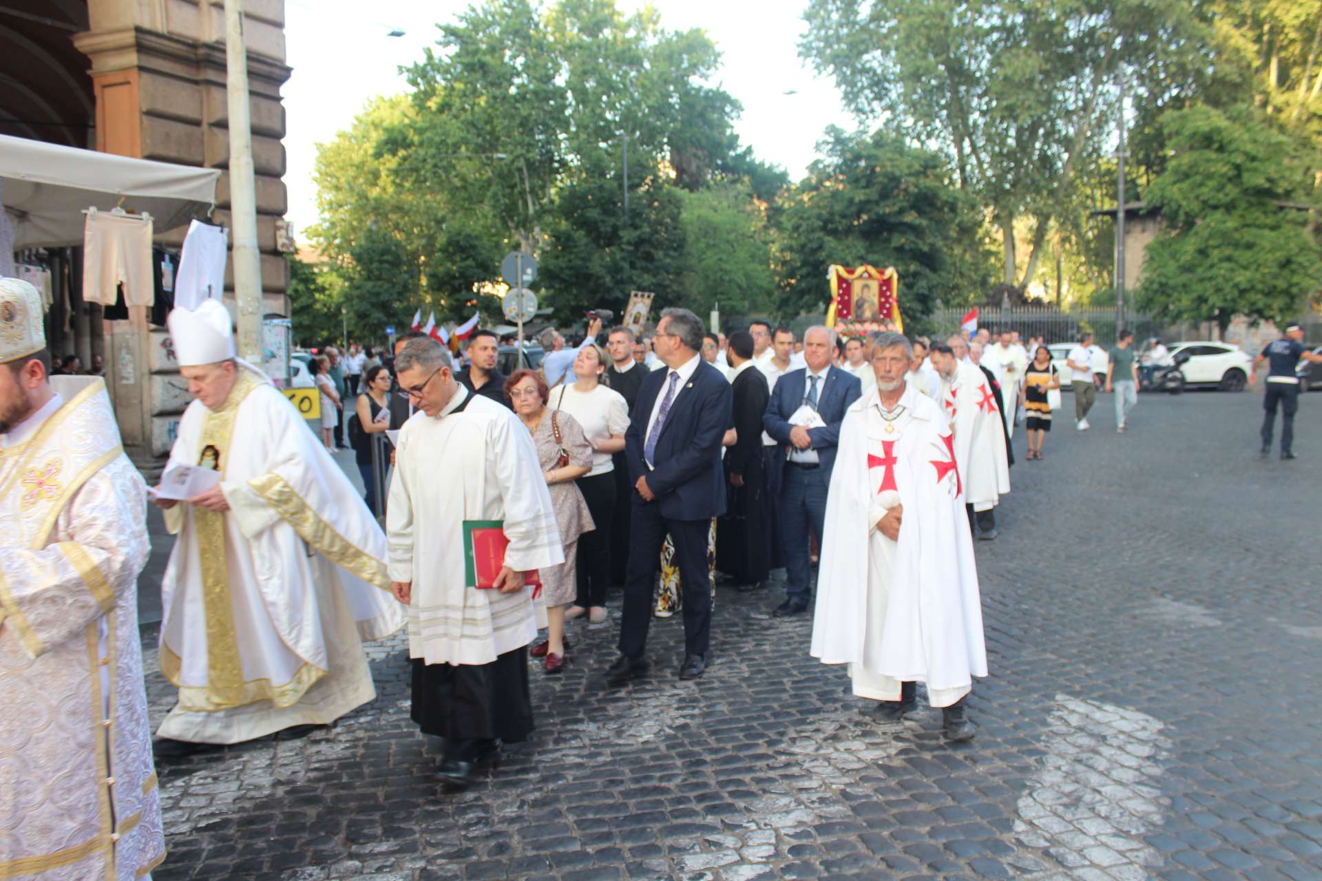 Santa Messa Solenne e processione in onore della Madonna del Perpetuo Soccorso presso il Santuario Internazionale della Madonna del Perpetuo Soccorso a Roma 27.06.2025