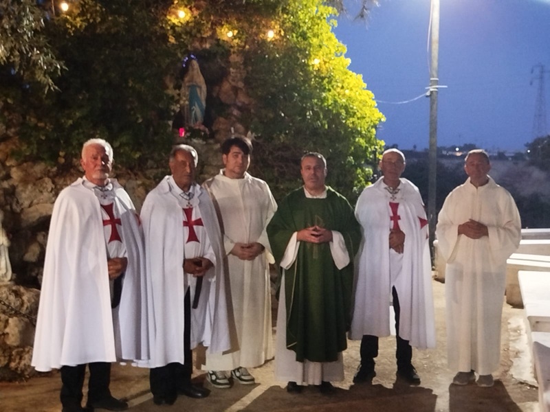 chiesa piccola Lourdes a Manduria Taranto