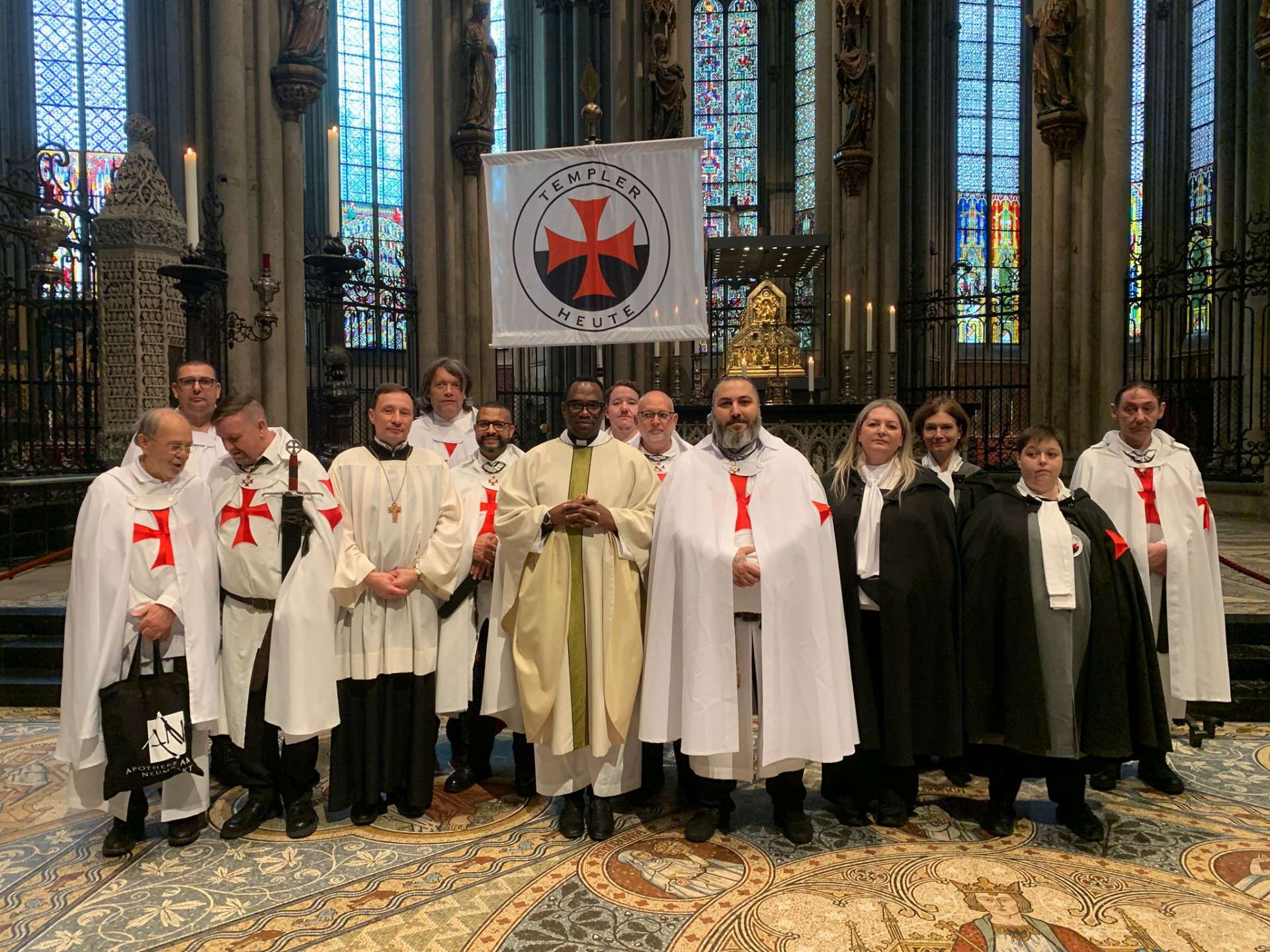 Teilnahme an der Heiligen Messe im Kölner Dom – Deutschland 12.10.2025