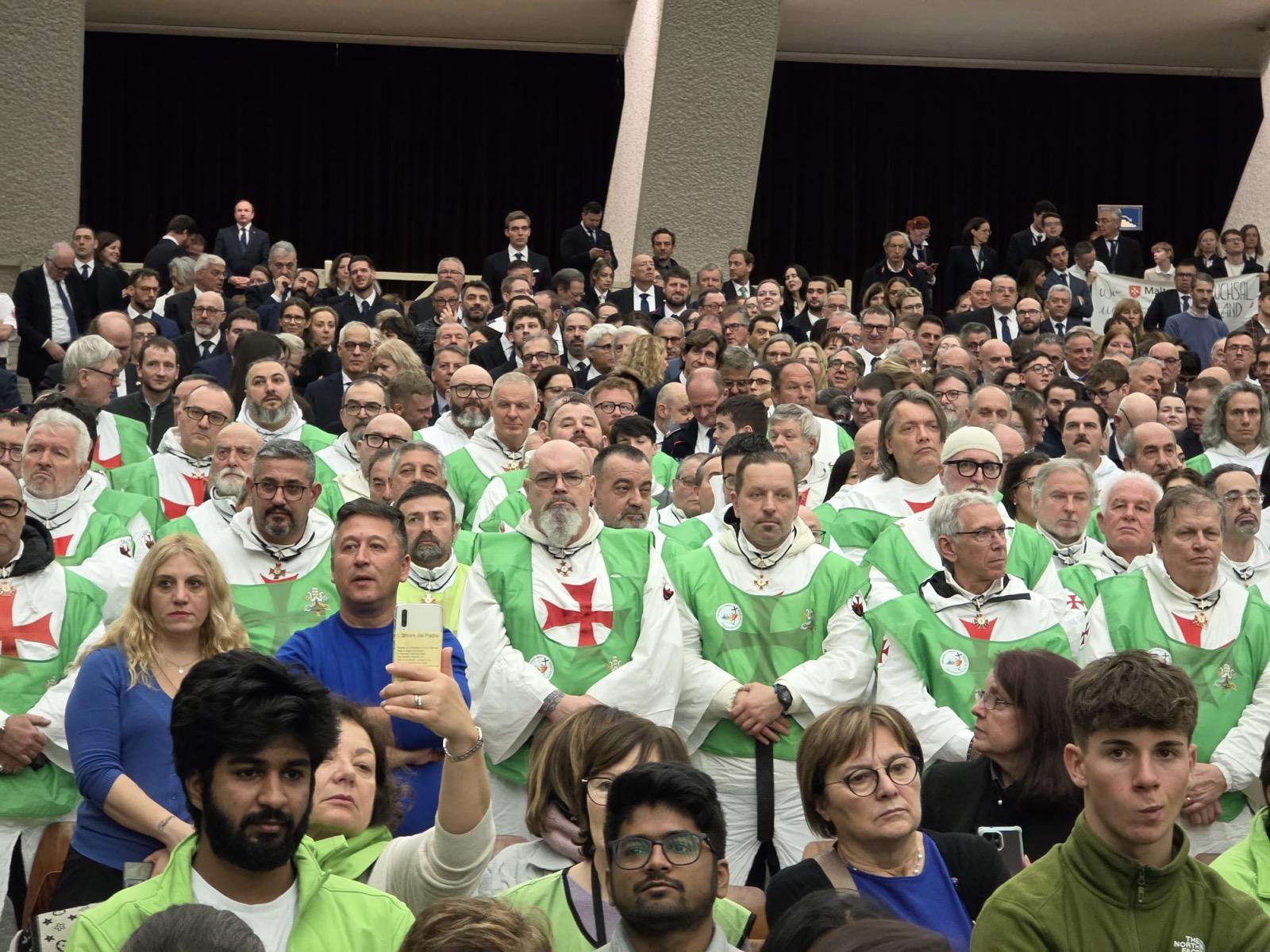 Les Templiers à l’audience du Saint-Père, le pape Léon XIV, avec les collaborateurs et les bénévoles du Jubilé – Salle Paul VI – Cité du Vatican