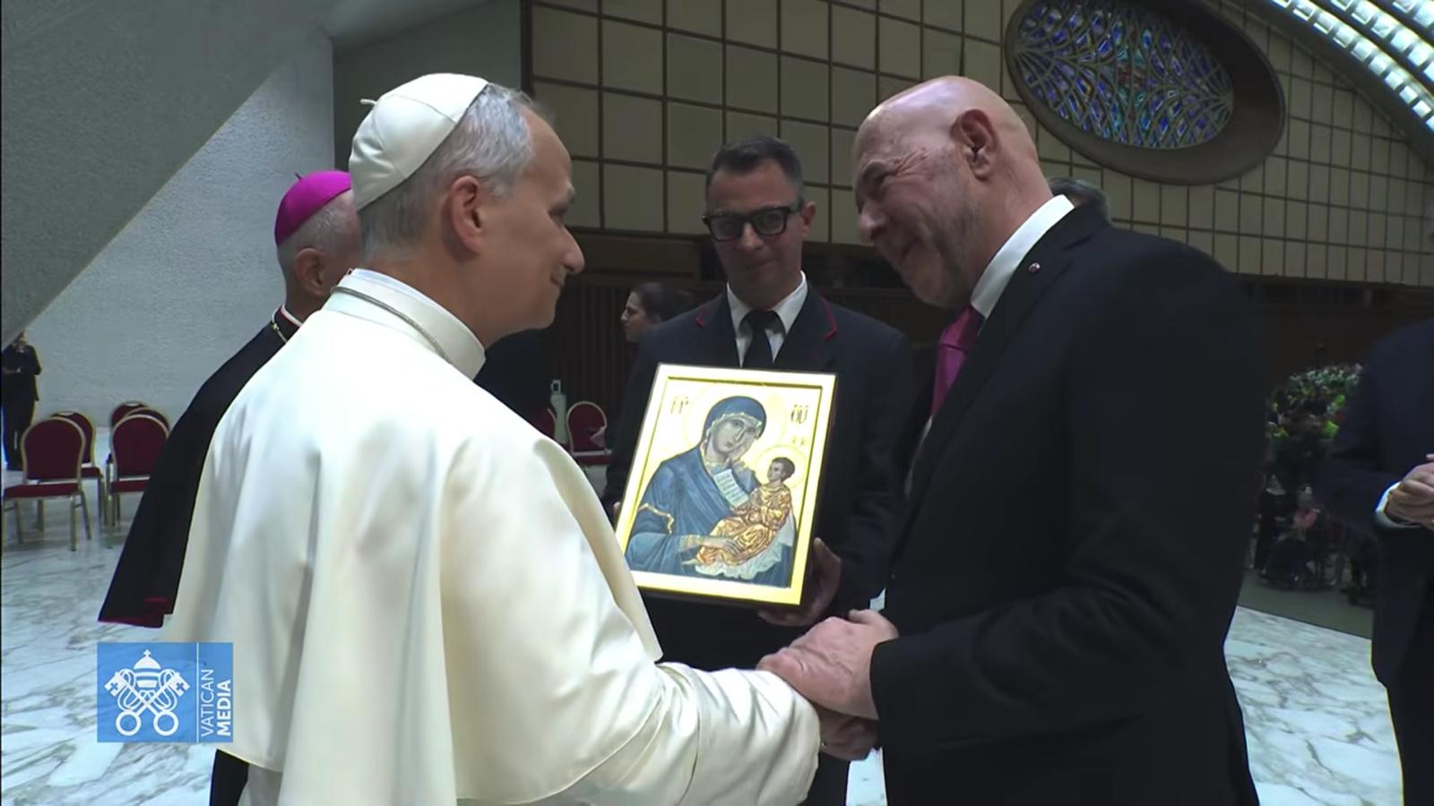 Les Templiers à l’audience du Saint-Père, le pape Léon XIV, avec les collaborateurs et les bénévoles du Jubilé – Salle Paul VI – Cité du Vatican