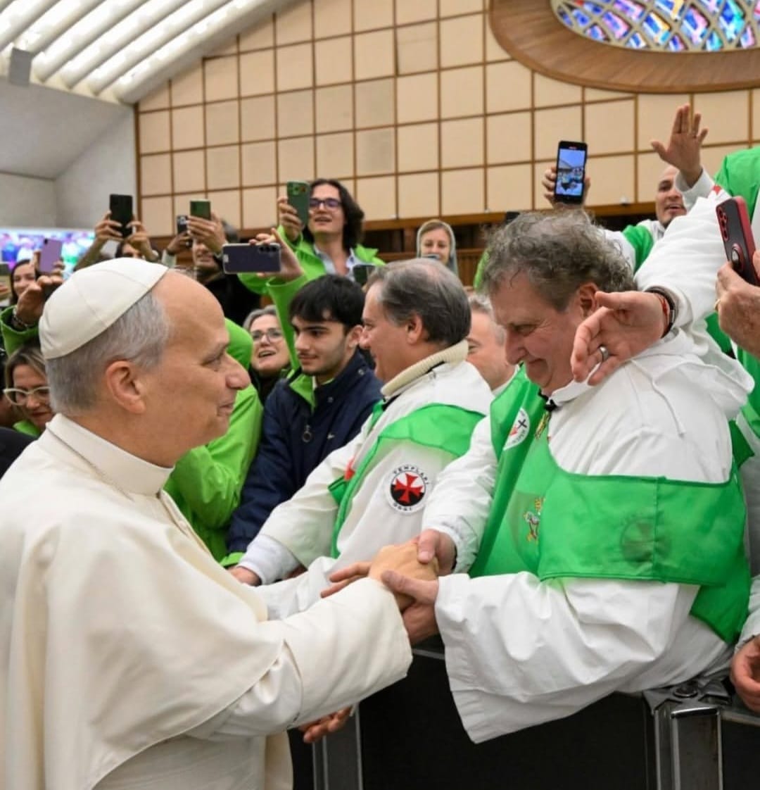 Les Templiers à l’audience du Saint-Père, le pape Léon XIV, avec les collaborateurs et les bénévoles du Jubilé – Salle Paul VI – Cité du Vatican
