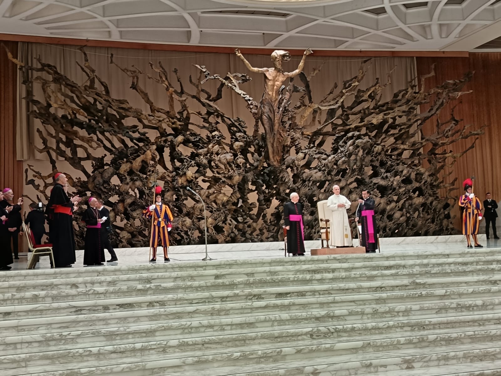 Les Templiers à l’audience du Saint-Père, le pape Léon XIV, avec les collaborateurs et les bénévoles du Jubilé – Salle Paul VI – Cité du Vatican
