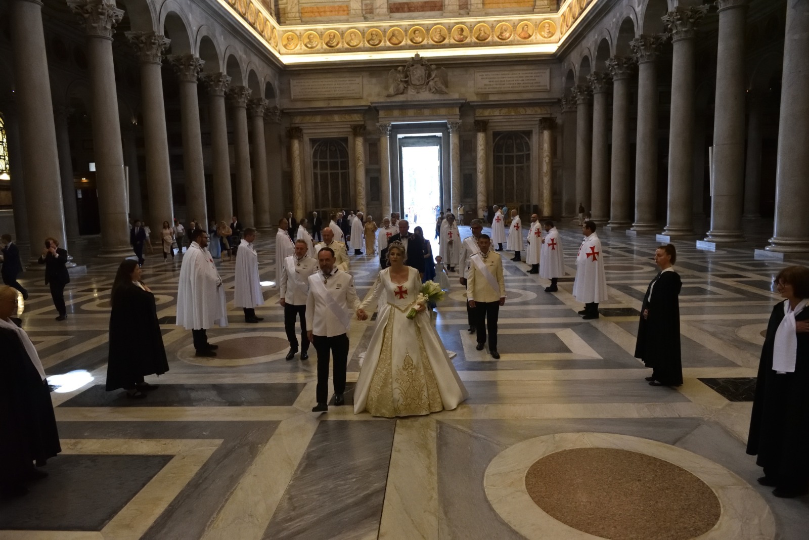 Un Jour de Grâce et de Fraternité : Les Templiers Aujourd’hui célèbrent un mariage à la Basilique Saint-Paul-hors-les-Murs – Rome