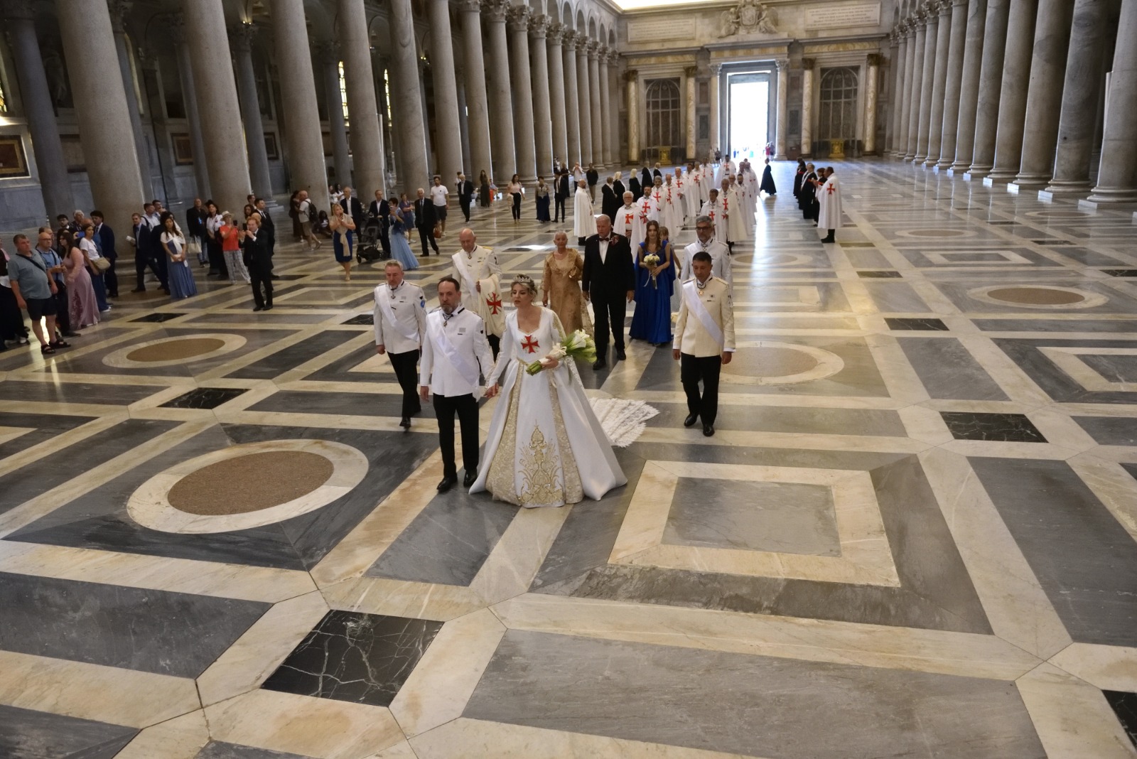 Un Jour de Grâce et de Fraternité : Les Templiers Aujourd’hui célèbrent un mariage à la Basilique Saint-Paul-hors-les-Murs – Rome