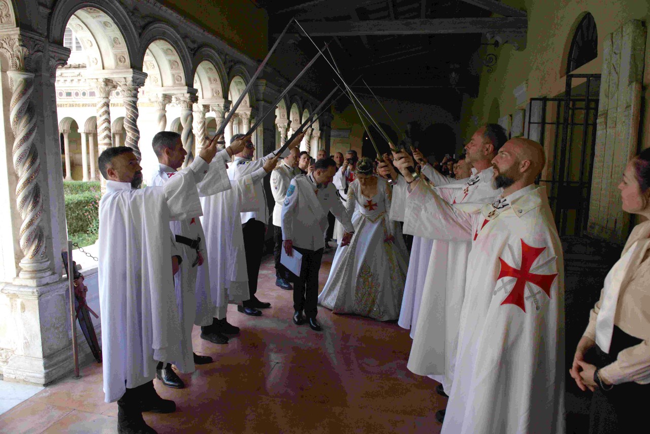 Un Día de Gracia y Fraternidad: Templarios Hoy Celebran un Matrimonio en la Basílica de San Pablo Extramuros – Roma