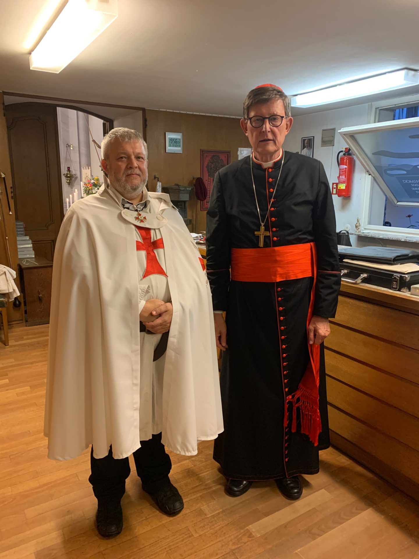 Die Templer im Dienst des Glaubens während der Festwoche der Schwarzen Muttergottes in Köln – Deutschland